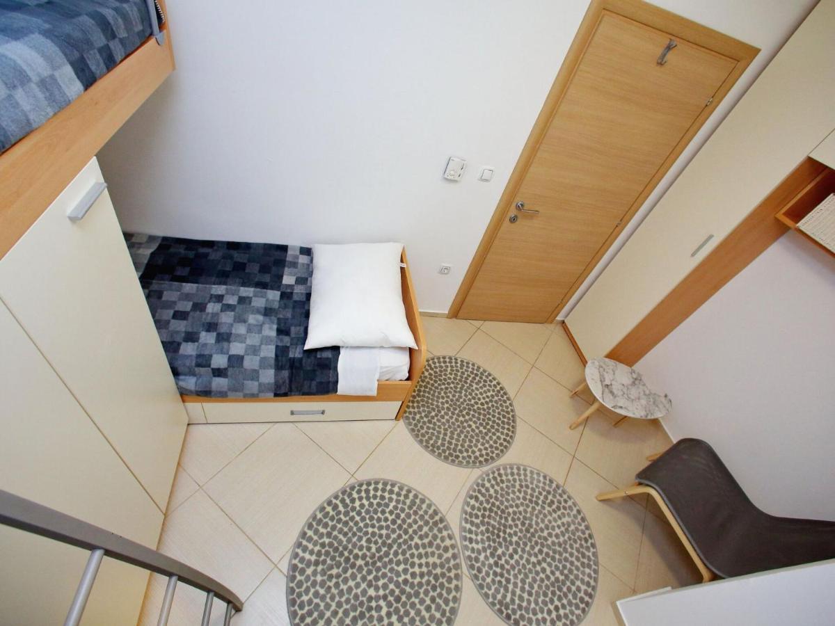 Sun-Kissed Apartment In Bibinje With Garden ภายนอก รูปภาพ